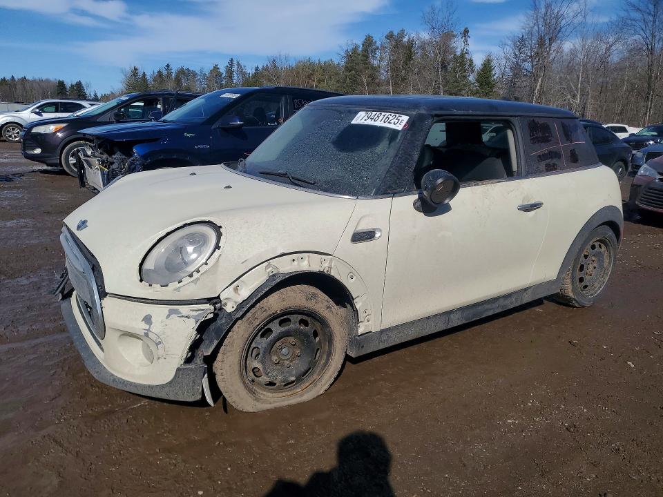 79481625 :رقم المزاد ، WMWXM5C58F3A58078 vin ، 2015 Mini Cooper مزاد بيع