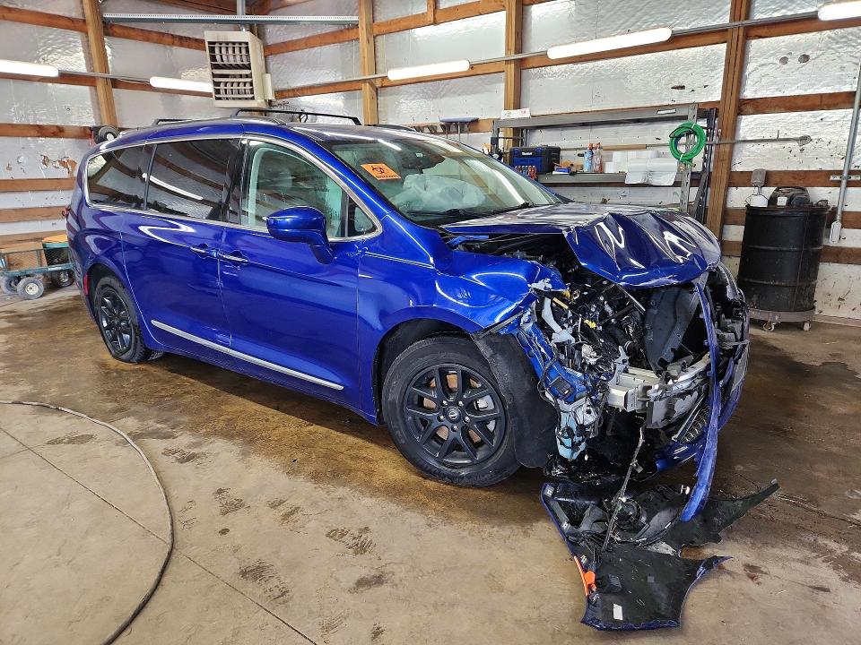 2020 Chrysler Pacifica მანქანა იყიდება აუქციონზე, vin: 2C4RC1BG3LR285687, აუქციონის ნომერი: 48311316