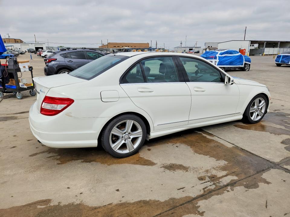 Продажа на аукционе авто 2011 Mercedes-benz C, vin: WDDGF8BBXBR148459, номер лота: 47553156