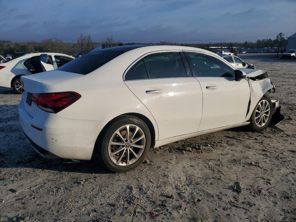 56147556 :رقم المزاد ، W1K3G4EB6LW045509 vin ، 2020 Mercedes-benz A مزاد بيع