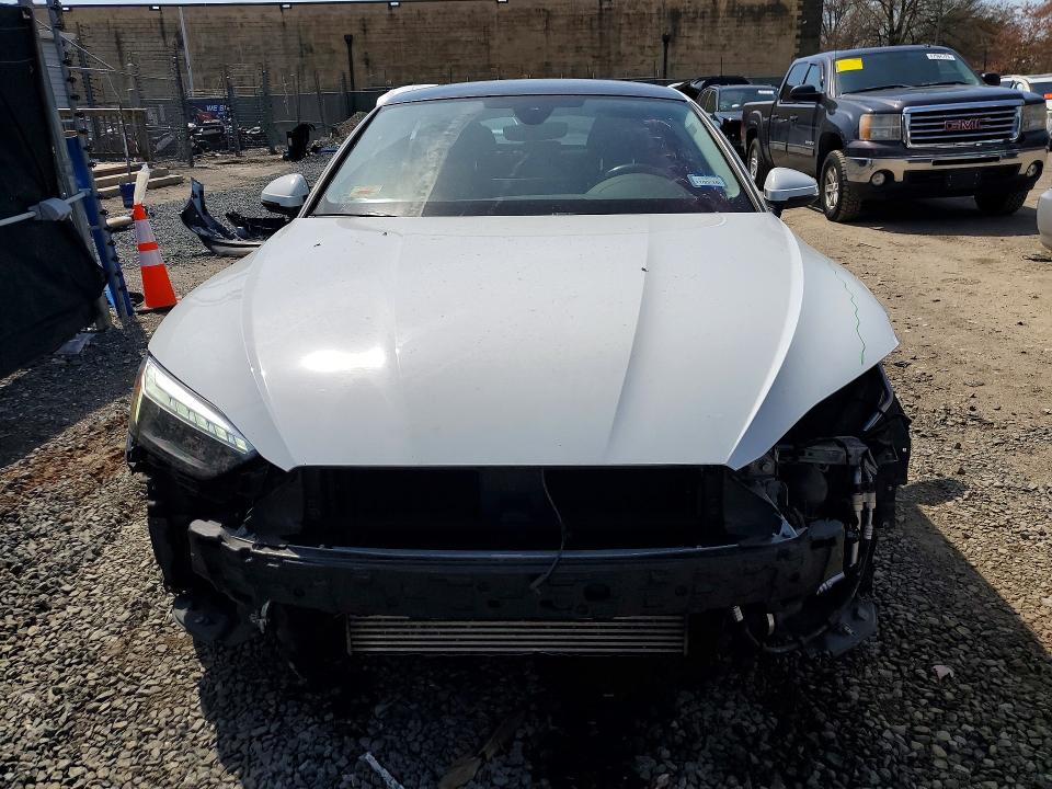 2022 Audi A5 მანქანა იყიდება აუქციონზე, vin: WAUCBCF54NA005115, აუქციონის ნომერი: 47969976