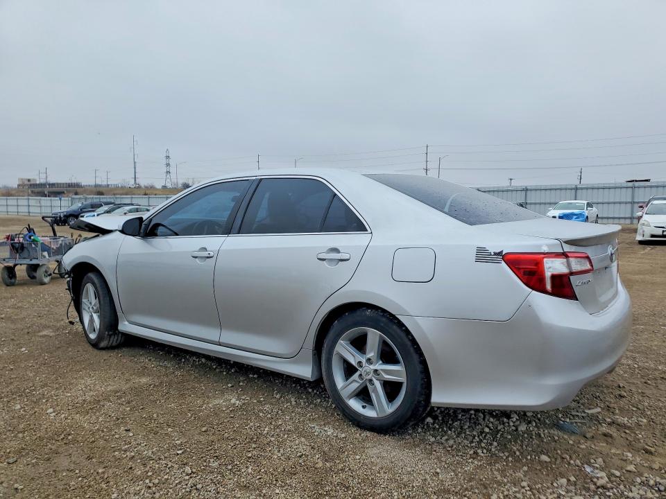 41590796 :رقم المزاد ، 4T1BF1FK1CU072503 vin ، 2012 Toyota Camry مزاد بيع