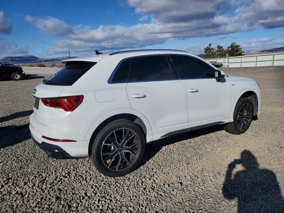 Продажа на аукционе авто 2020 Audi Q3, vin: WA1EECF33L1058428, номер лота: 41586436