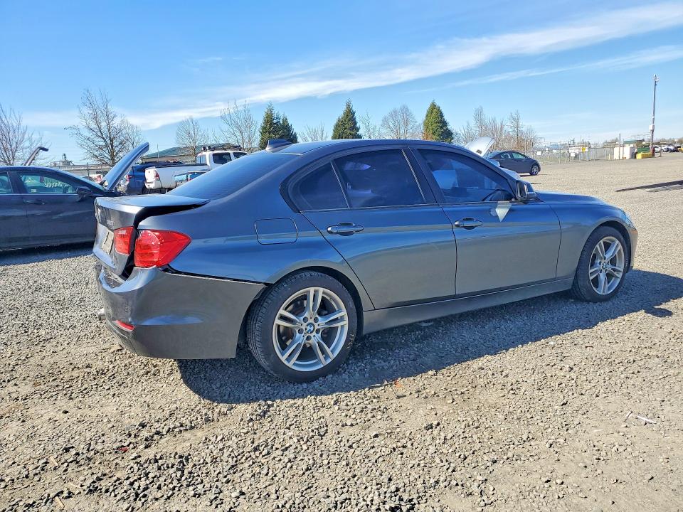 46353856 :رقم المزاد ، WBA3B5G58FNS14538 vin ، 2015 Bmw 328 مزاد بيع