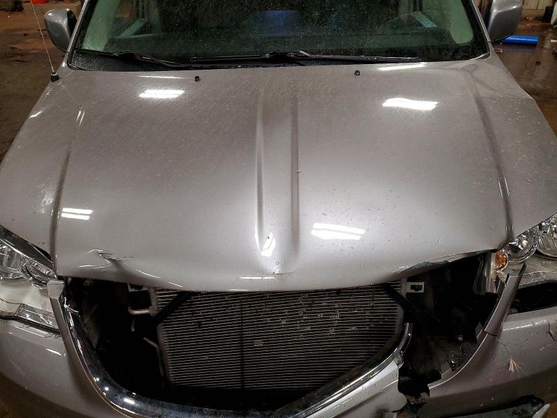 45724556 :رقم المزاد ، 2C4RC1BG4GR261730 vin ، 2016 Chrysler Town & Country مزاد بيع