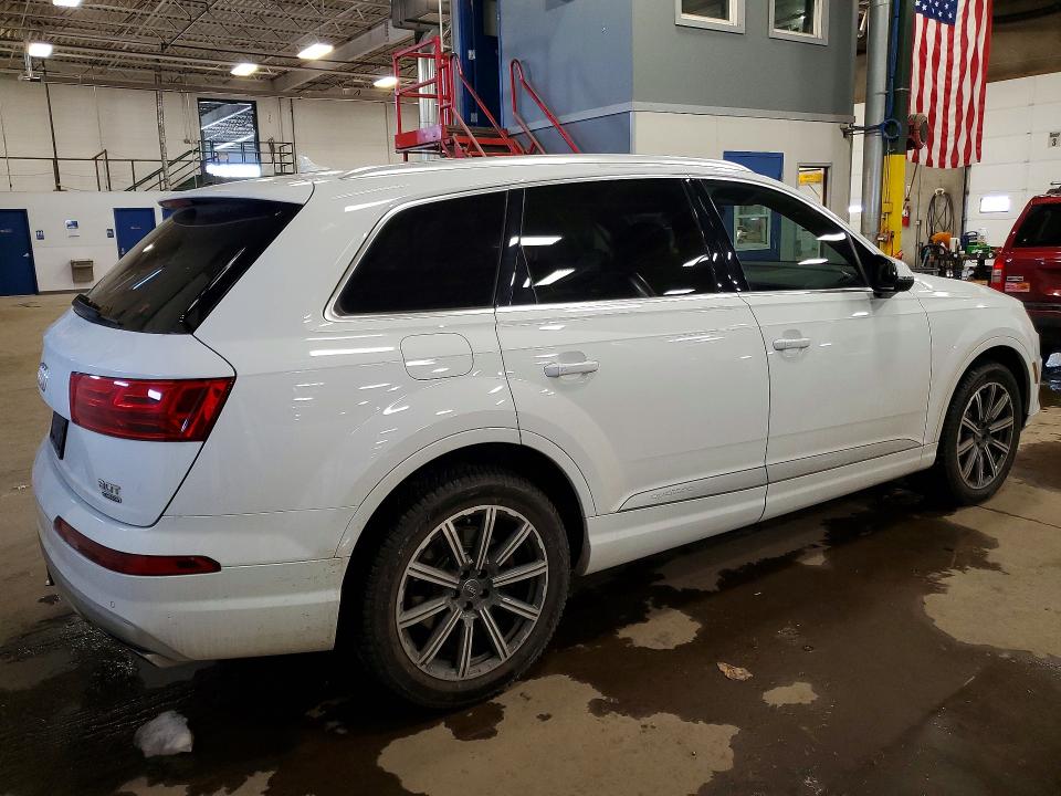 Продажа на аукционе авто 2017 Audi Q7, vin: WA1VAAF79HD036023, номер лота: 41672766
