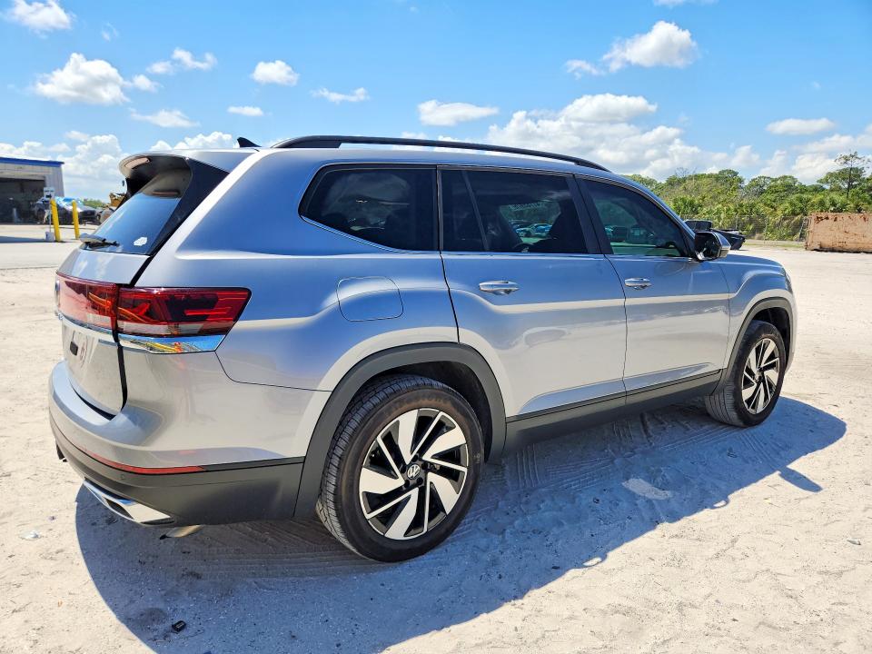 47783976 :رقم المزاد ، 1V2JR2CA3SC558810 vin ، 2025 Volkswagen Atlas مزاد بيع