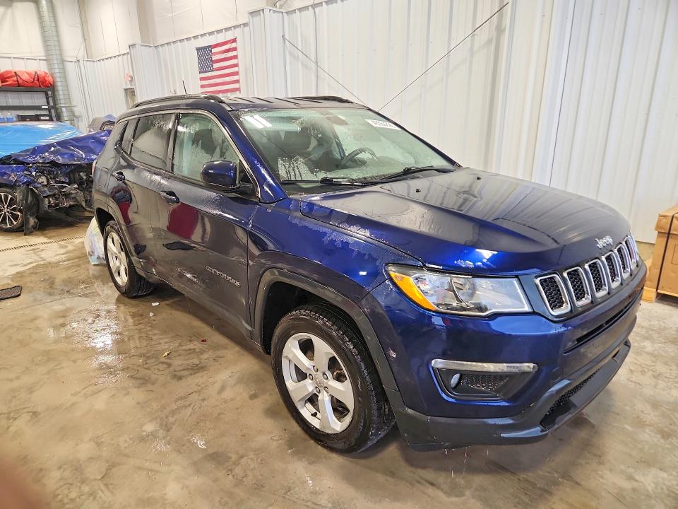 48556896 :رقم المزاد ، 3C4NJDBB2JT342420 vin ، 2018 Jeep Compass مزاد بيع