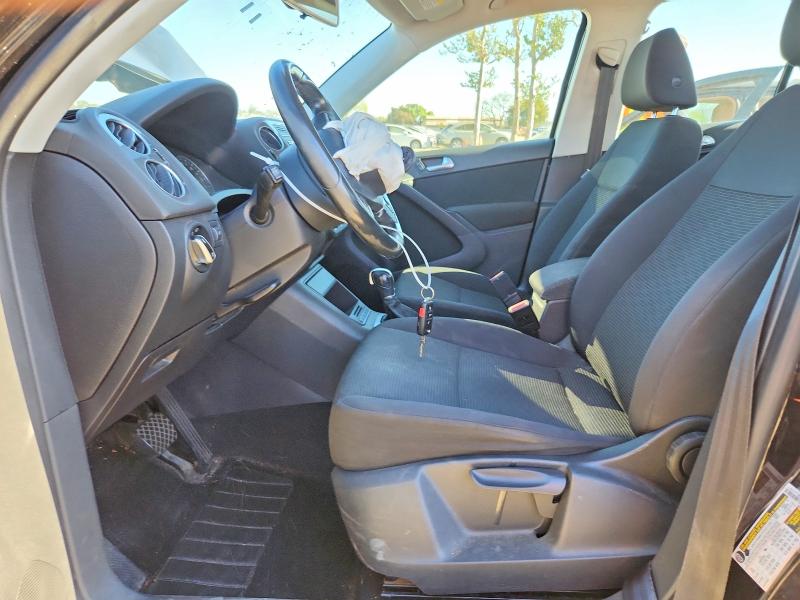 45881516 :رقم المزاد ، WVGAV3AX7DW567145 vin ، 2013 Volkswagen Tiguan مزاد بيع
