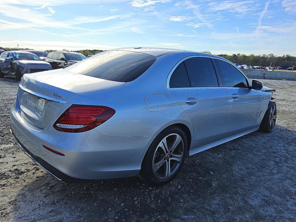 2020 Mercedes-benz E მანქანა იყიდება აუქციონზე, vin: WDDZF8EB9LA705687, აუქციონის ნომერი: 42067676