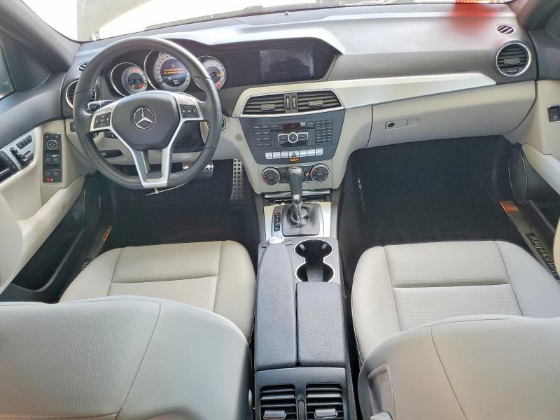 Продаж на аукціоні авто 2014 Mercedes-benz C, vin: WDDGF4HB6EA947626, номер лоту: 47085076