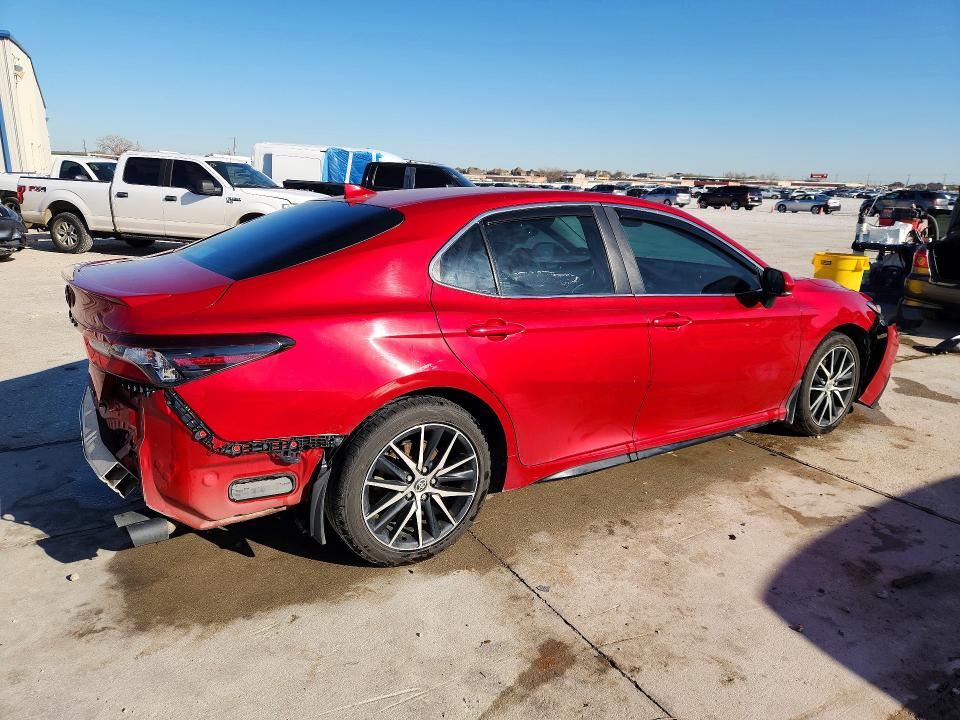 Продаж на аукціоні авто 2022 Toyota Camry, vin: 4T1G11AK0NU033206, номер лоту: 46112716