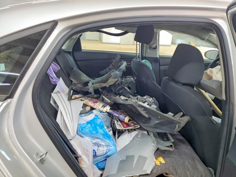 79864785 :رقم المزاد ، 3KPF24AD1ME305713 vin ، 2021 Kia Forte مزاد بيع