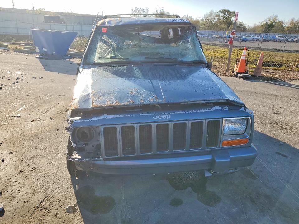 52413266 :رقم المزاد ، 1J4FF68S1XL645468 vin ، 1999 Jeep Cherokee مزاد بيع