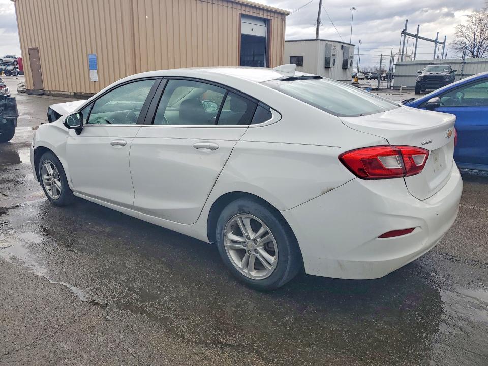 Продаж на аукціоні авто 2017 Chevrolet Cruze, vin: 1G1BE5SMXH7270680, номер лоту: 45701336