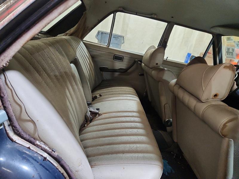 Продажа на аукционе авто 1971 Mercedes-benz 230, vin: 114015100304449, номер лота: 79418475