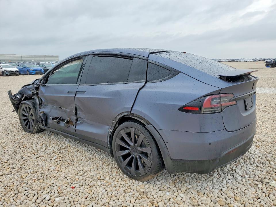 41966726 :رقم المزاد ، 7SAXCBE6XNF334501 vin ، 2022 Tesla Model X مزاد بيع