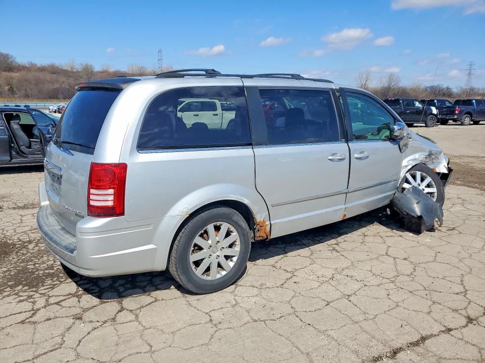 Продажа на аукционе авто 2010 Chrysler Town & Country, vin: 2A4RR5D15AR138552, номер лота: 47710756