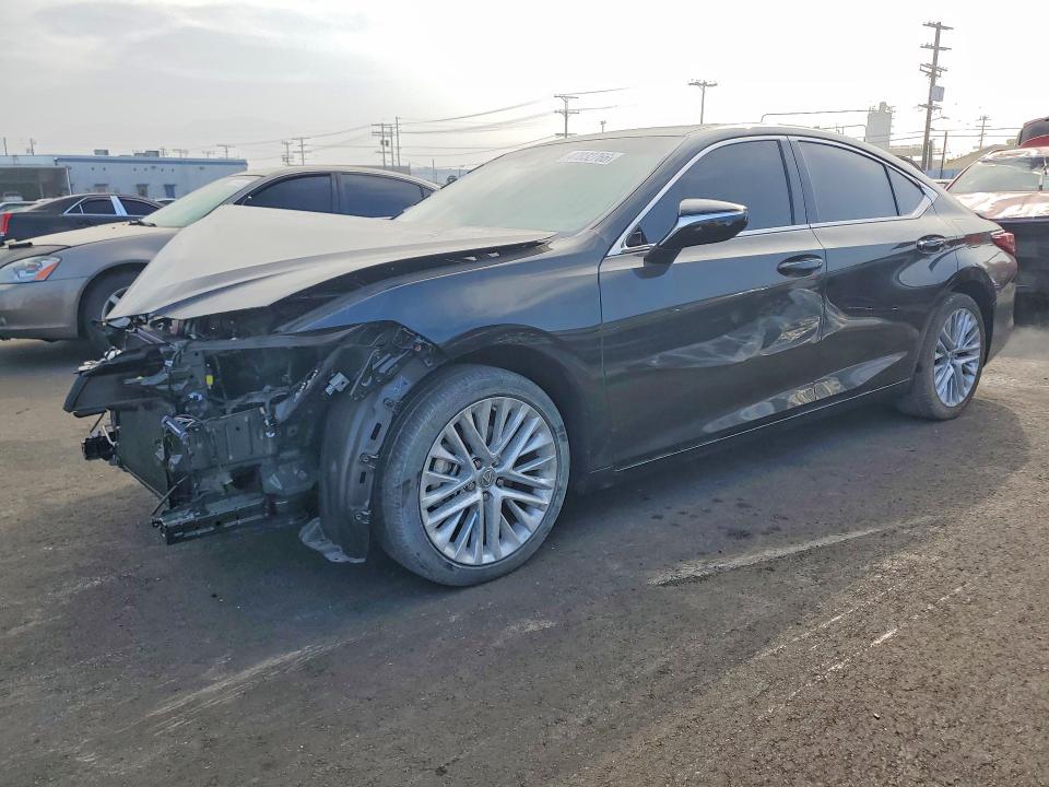 47032766 :رقم المزاد ، 58ADA1C12SU077090 vin ، 2025 Lexus Es 300h مزاد بيع