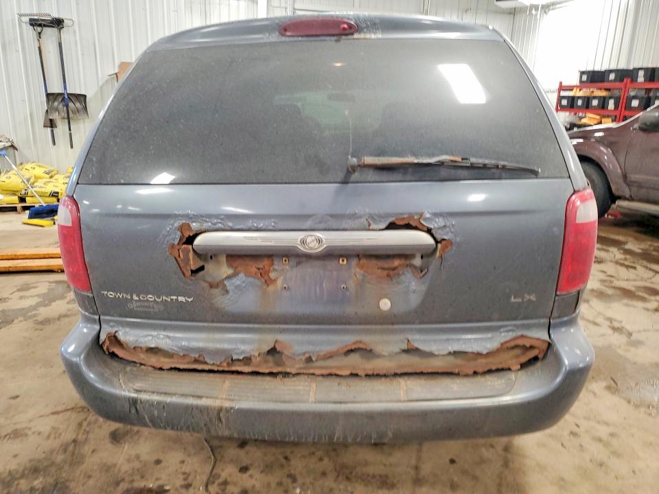 Продажа на аукционе авто 2002 Chrysler Town & Country, vin: 2C4GP44372R627356, номер лота: 46534846