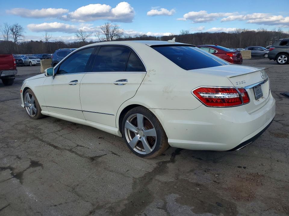 Продаж на аукціоні авто 2011 Mercedes-benz E, vin: WDDHF8HB2BA378068, номер лоту: 45882176