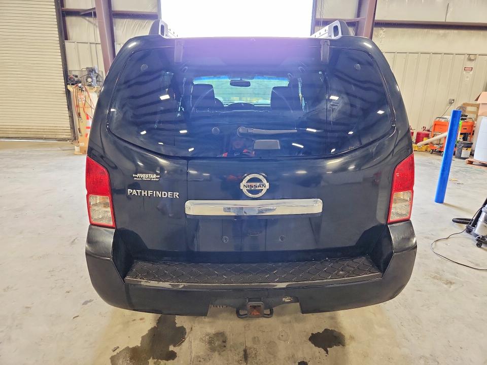42076226 :رقم المزاد ، 5N1AR1NN5BC628380 vin ، 2011 Nissan Pathfinder مزاد بيع