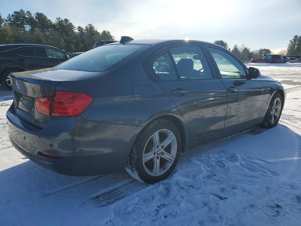 79088335 :رقم المزاد ، WBA3B5C57DF596364 vin ، 2013 Bmw 328 مزاد بيع