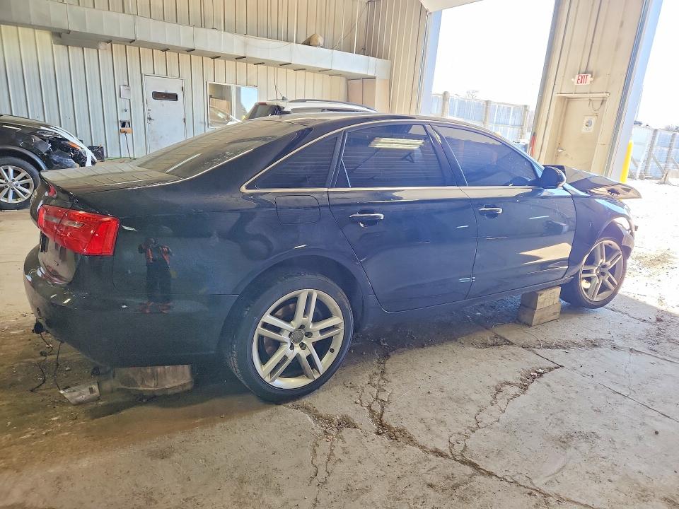 42040516 :رقم المزاد ، WAUGFAFC1FN044330 vin ، 2015 Audi A6 مزاد بيع