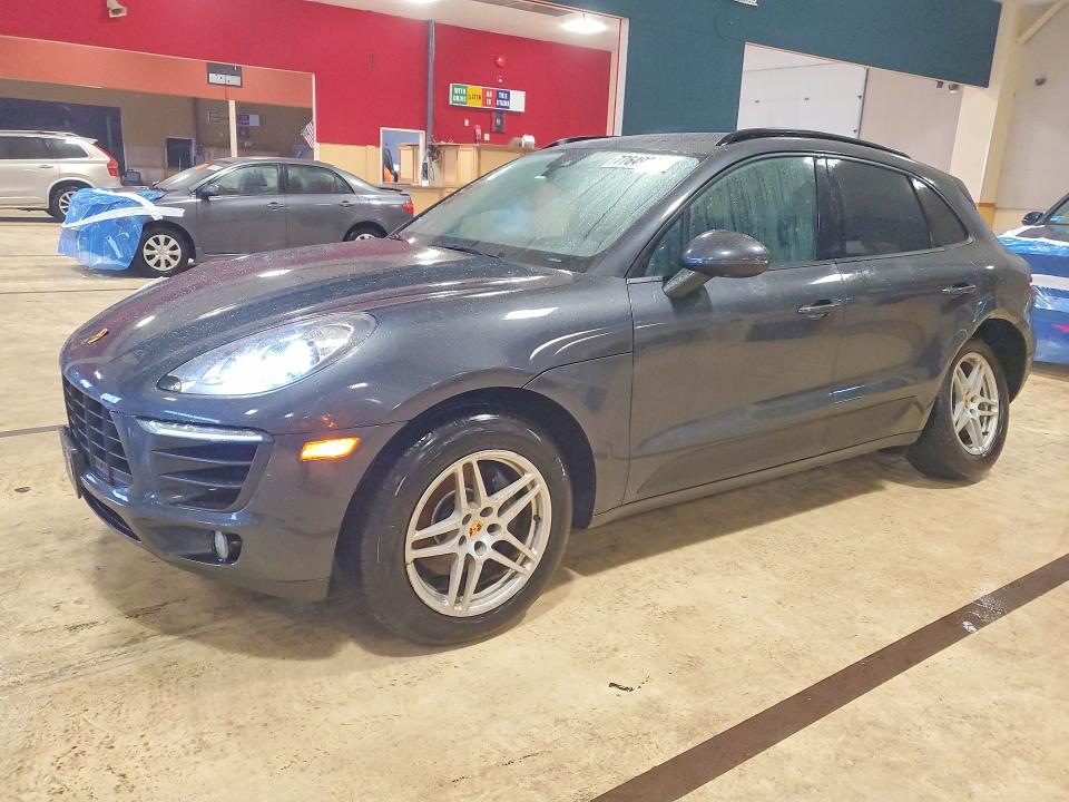 77649275 :رقم المزاد ، WP1AA2A54JLB16789 vin ، 2018 Porsche Macan مزاد بيع