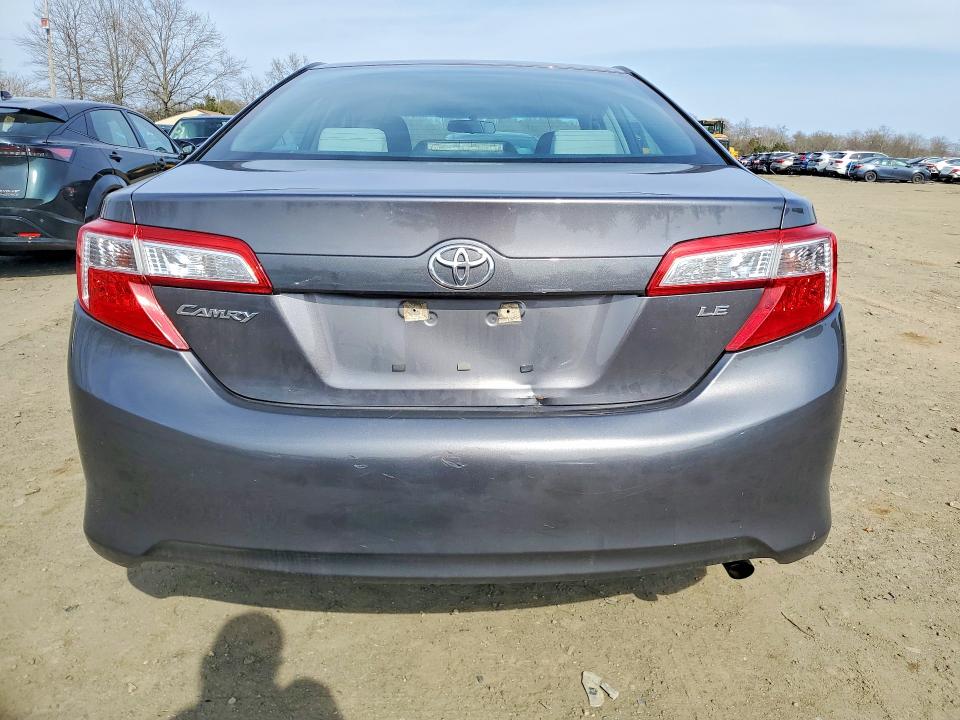 47961856 :رقم المزاد ، 4T4BF1FK5ER364390 vin ، 2014 Toyota Camry مزاد بيع