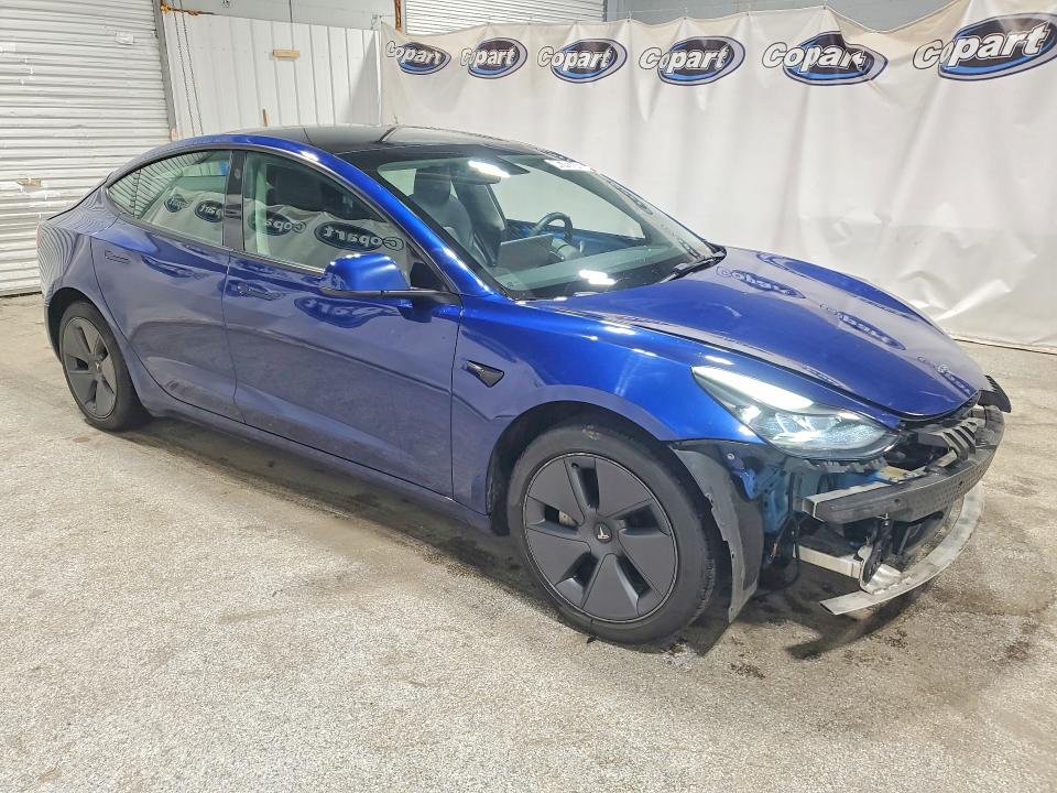Продажа на аукционе авто 2022 Tesla Model 3, vin: 5YJ3E1EA4NF369782, номер лота: 46762616