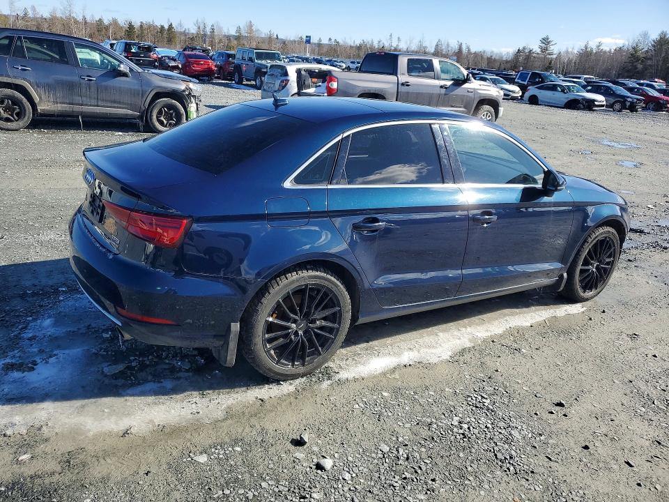 47037456 :رقم المزاد ، WAUB8GFF0H1053709 vin ، 2017 Audi A3 مزاد بيع