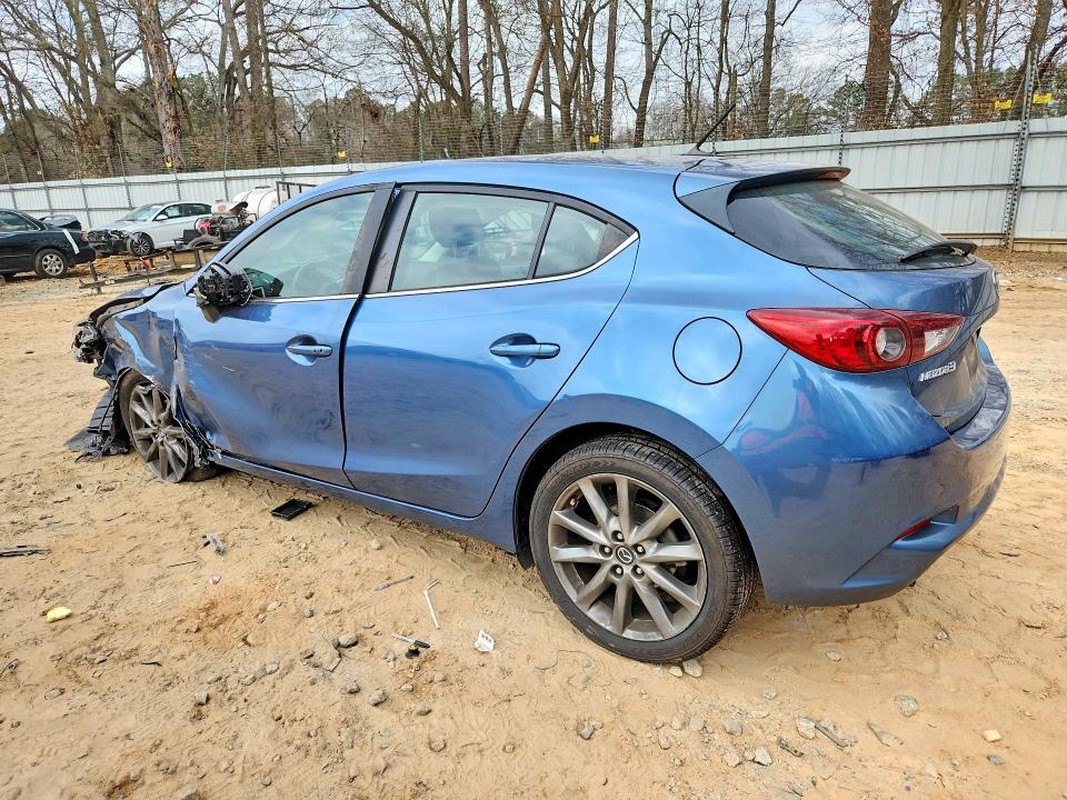 2018 Mazda 3 მანქანა იყიდება აუქციონზე, vin: 3MZBN1L3XJM275652, აუქციონის ნომერი: 41617286