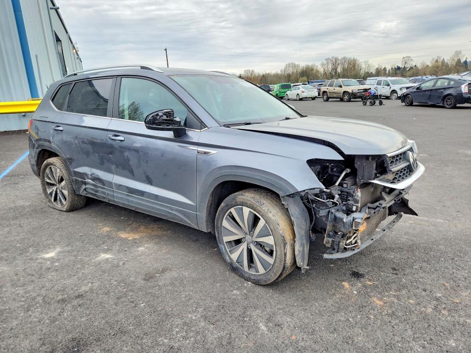 2022 Volkswagen Taos მანქანა იყიდება აუქციონზე, vin: 3VVWX7B25NM019937, აუქციონის ნომერი: 46384666