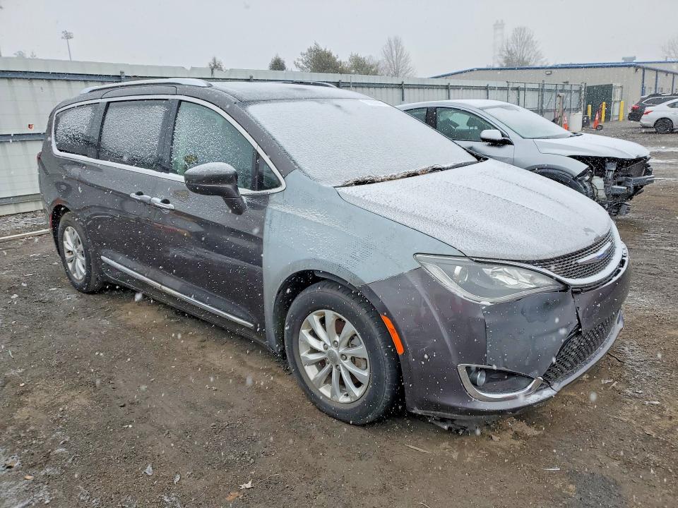 Продаж на аукціоні авто 2019 Chrysler Pacifica, vin: 2C4RC1BG8KR609120, номер лоту: 79602845