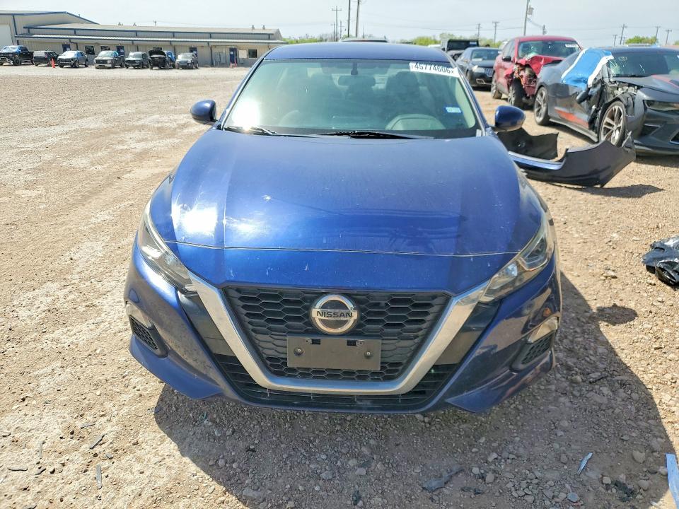 45774606 :رقم المزاد ، 1N4BL4BV5KC230950 vin ، 2019 Nissan Altima مزاد بيع