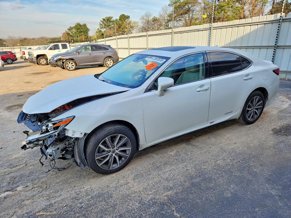 41597876 :رقم المزاد ، JTHBW1GG2H2139738 vin ، 2017 Lexus Es 300h مزاد بيع