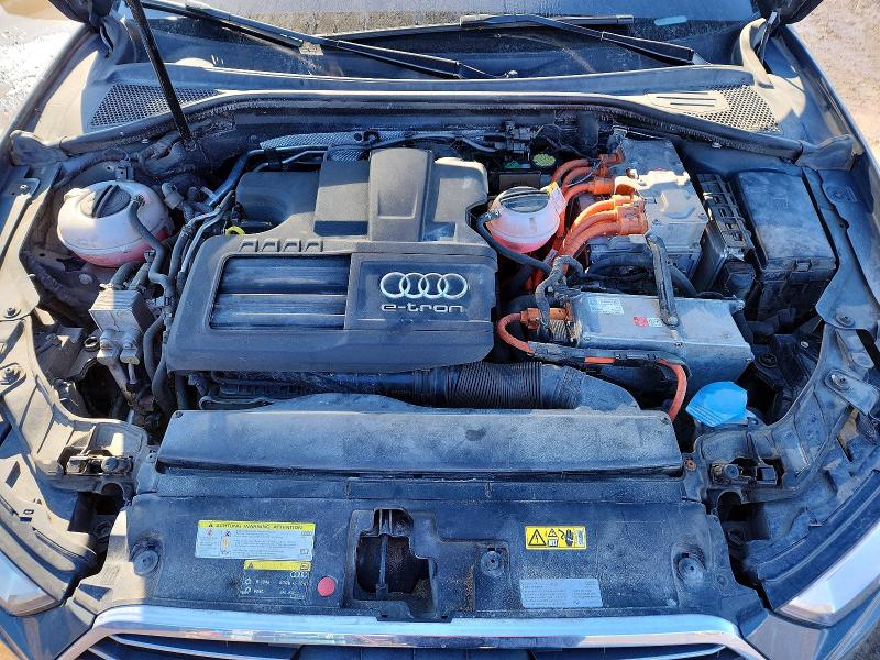 79070885 :رقم المزاد ، WAUUPBFF0HA058181 vin ، 2017 Audi A3 مزاد بيع