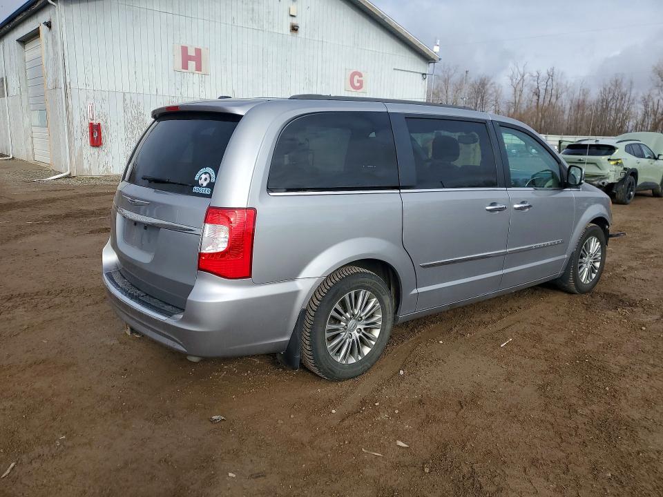 2015 Chrysler Town & Country მანქანა იყიდება აუქციონზე, vin: 2C4RC1CGXFR509931, აუქციონის ნომერი: 46317186