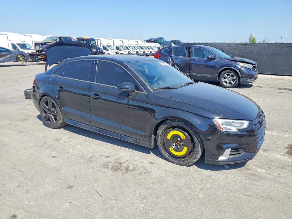 2017 Audi A3 მანქანა იყიდება აუქციონზე, vin: WAUAUGFF6H1029003, აუქციონის ნომერი: 46265766