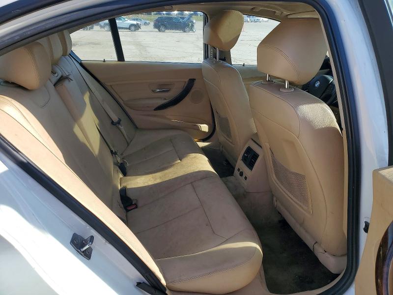 2013 Bmw 328 მანქანა იყიდება აუქციონზე, vin: WBA3B3C54DF538555, აუქციონის ნომერი: 47266636
