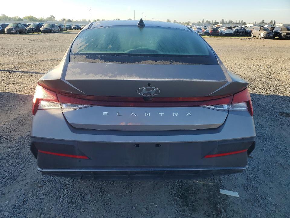 Продаж на аукціоні авто 2024 Hyundai Elantra, vin: KMHLM4DGXRU744058, номер лоту: 45615496