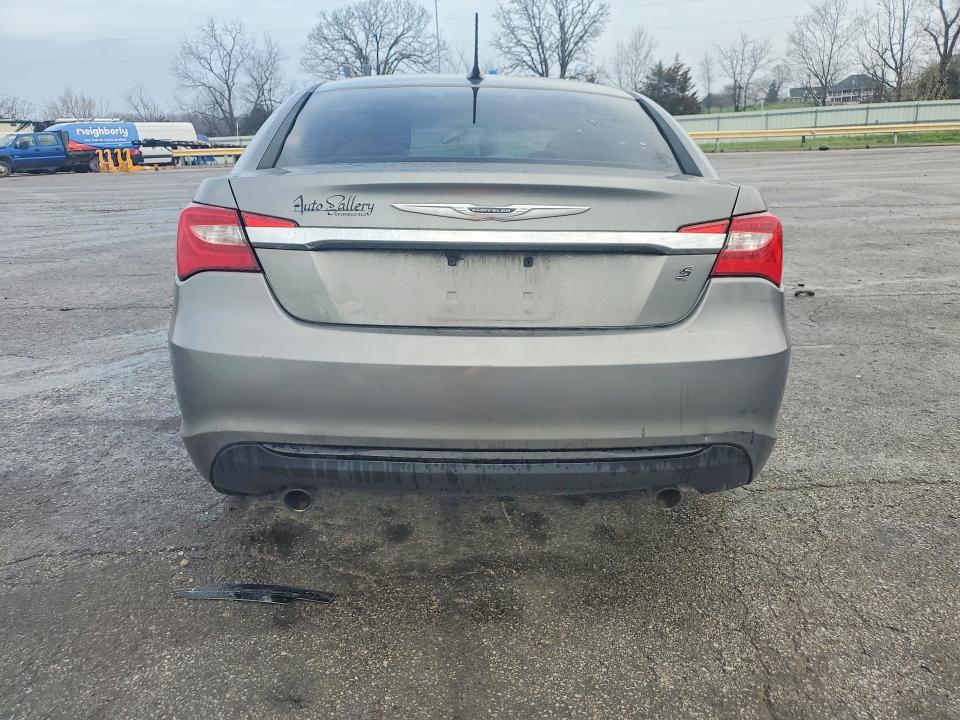 Продаж на аукціоні авто 2021 Chrysler 200, vin: 1C3CCBBG1DN718261, номер лоту: 79899535