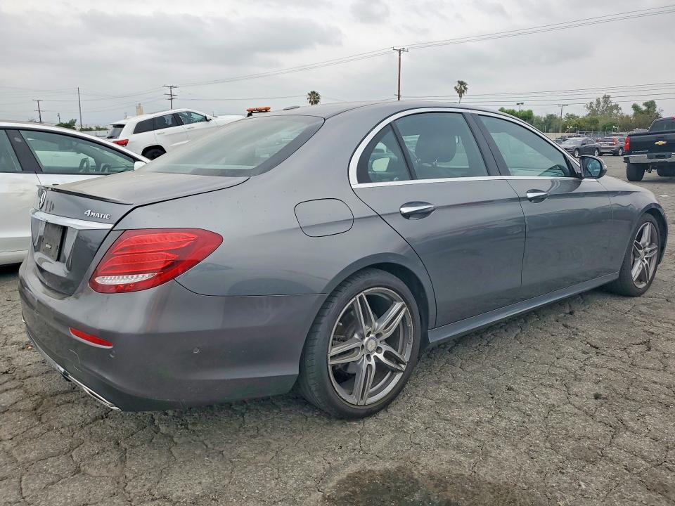 Продажа на аукционе авто 2017 Mercedes-benz E, vin: WDDZF4KB6HA093517, номер лота: 47948976