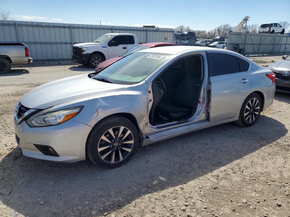 Продажа на аукционе авто 2016 Nissan Altima, vin: 1N4AL3AP9GC250652, номер лота: 47987386