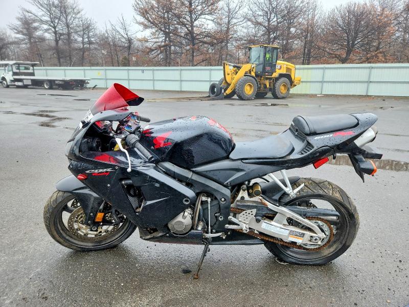 41888586 :رقم المزاد ، JH2PC37016M309868 vin ، 2006 Honda 600k مزاد بيع