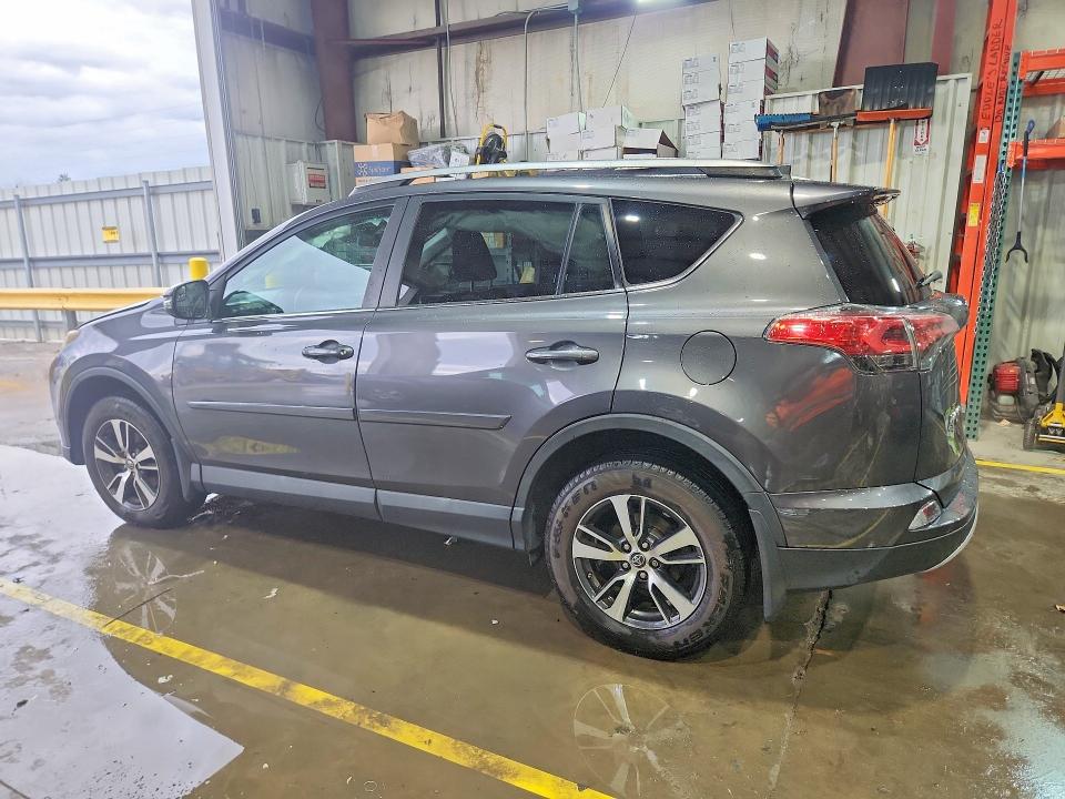 79832725 :رقم المزاد ، 2T3RFREV0HW654051 vin ، 2017 Toyota Rav4 مزاد بيع