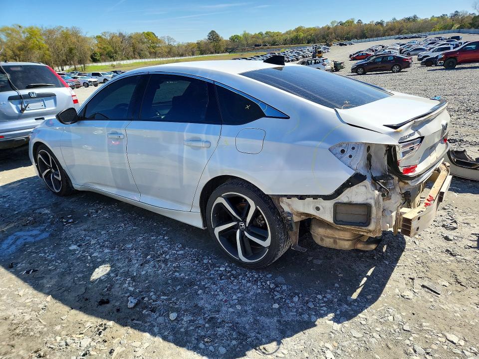 46210886 :رقم المزاد ، 1HGCV1F37NA099084 vin ، 2022 Honda Accord مزاد بيع