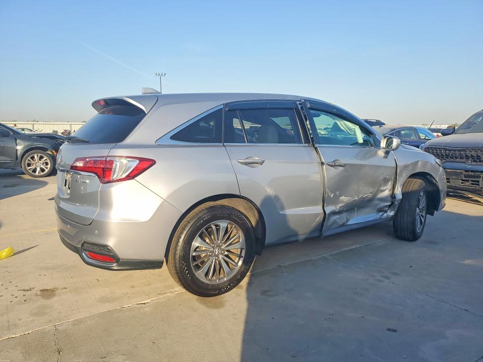 47057536 :رقم المزاد ، 5J8TB3H77JL005188 vin ، 2018 Acura Rdx مزاد بيع