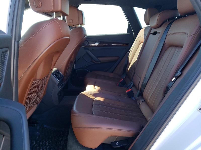 42007956 :رقم المزاد ، WA1BNAFY5J2051992 vin ، 2018 Audi Q5 مزاد بيع